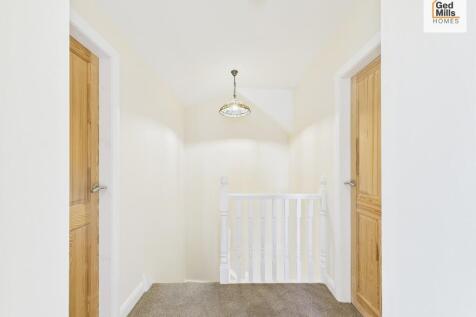 CAM02899G0-PR0064...