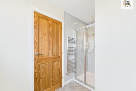 CAM02899G0-PR0064...