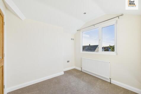 CAM02899G0-PR0064...