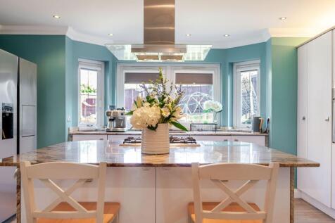 Breakfast bar