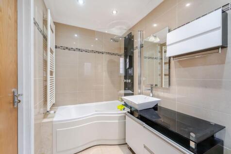 Bed 2 En Suite