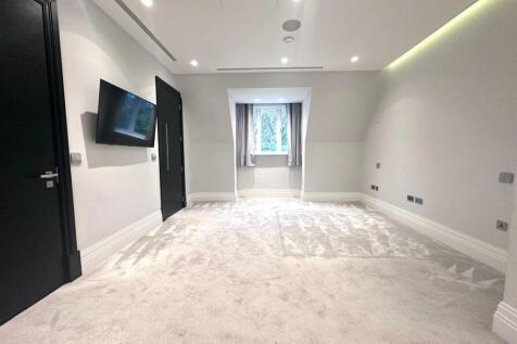 PHOTO-2024-11-18-16-57-20 5.jpg