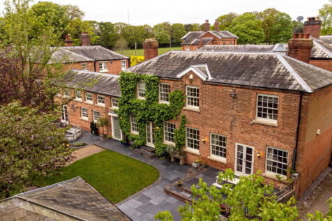 4 The Quadrangle, 133 Canwell Drive, Sutton Coldfield, B75 5SG