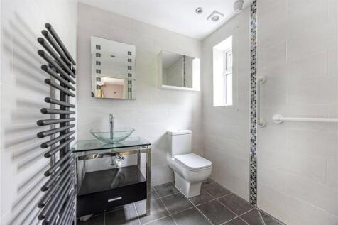 En Suite Shower Room