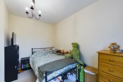 CAM02295G0-PR0107-STILL016.jpg