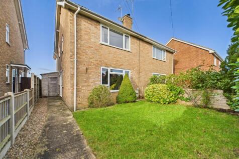 CAM01740G0-PR0482-STILL019