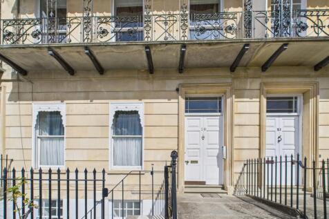 CAM01740G0-PR0438-STILL007