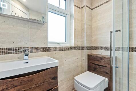 En Suite Shower Room