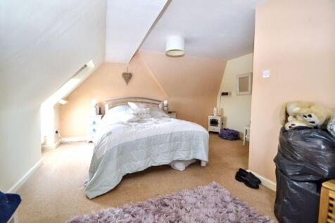 Double Sized Bedroom
