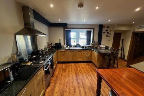 Angle 2 Kitchen Diner