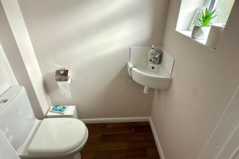 GROUND WC.jpg