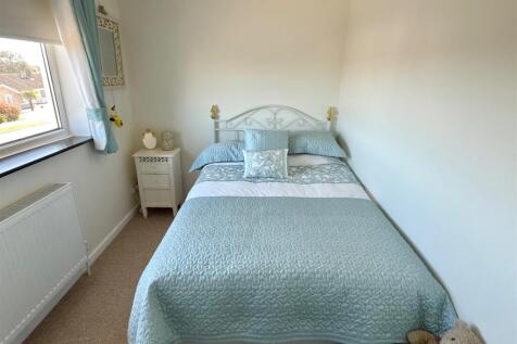 BED 3.jpg