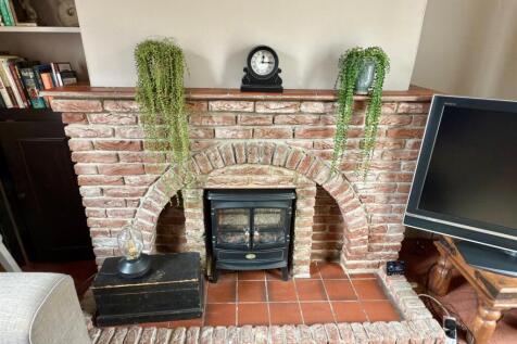 FIREPLACE.jpg