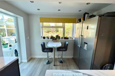 BREAKFAST AREA.jpg