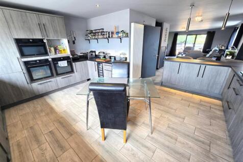 Annexe Lounge/Diner/Ktchen