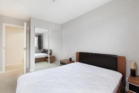 property in Verona Court, 
St James&#39;s Drive, SW12