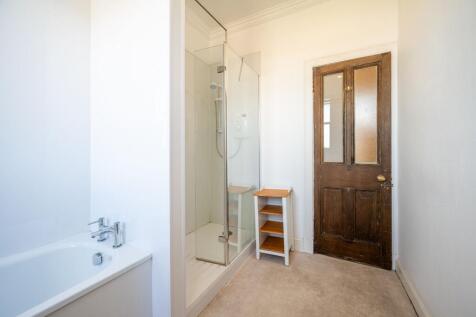 Bathroom (3)