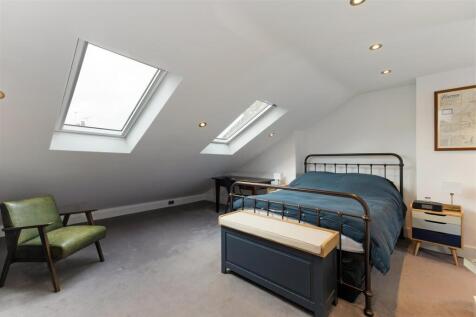 97754_Top-Floor-Flat-49-Dawes-Road (20).jpg