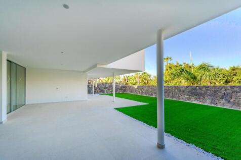TERRAZA Y JARIDN PLANTA BAJA