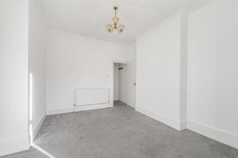 Photo 17-11-2025, 13 58 43.JPG