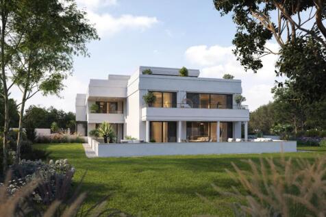 Val D'or_05_Exterior_Rear_Left.jpeg