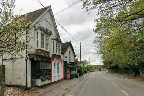 Lock-up shop in well-regarded village location