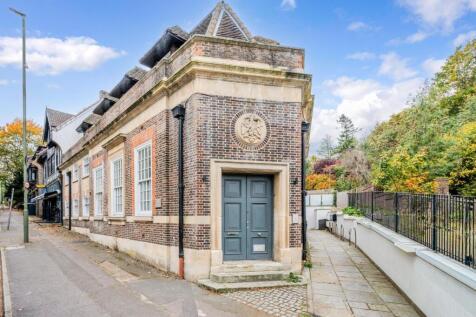 EAGLE HOUSE, FLAT (2).jpg