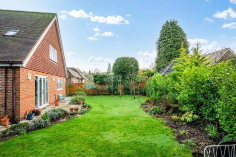 CHARDON EXTERNAL- (2).jpg