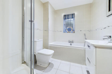 Annexe - Bathroom