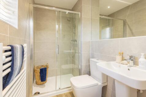 En suite in the 4 bedroom Wychwood