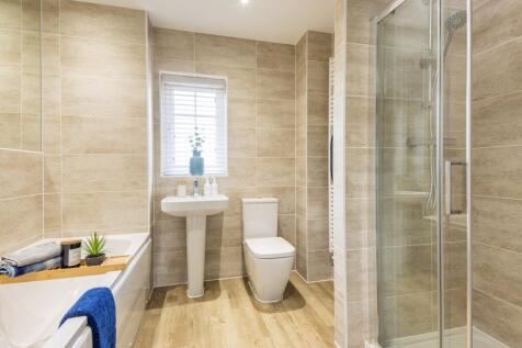 Bathroom in the 4 bedroom Wychwood