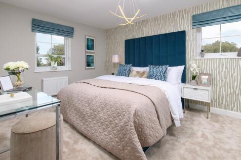 Alderney main bedroom