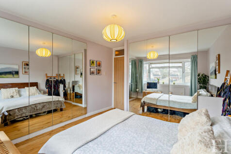 8645641-interiorW...