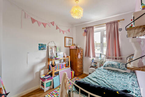 8645641-interiorW...