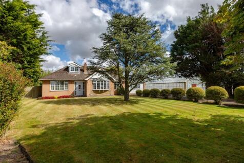 44 Renacres Lane and Sintons Nurseries