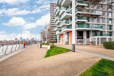 Royal Wharf 1601  Low Res 20.jpg