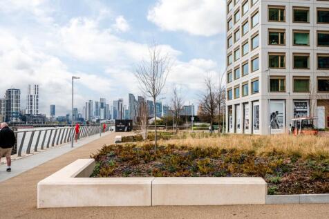 Royal Wharf 1601  Low Res 1.jpg