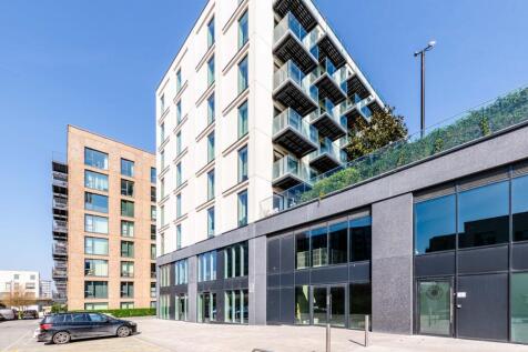 Royal Wharf 2209  Low Res 1.jpg