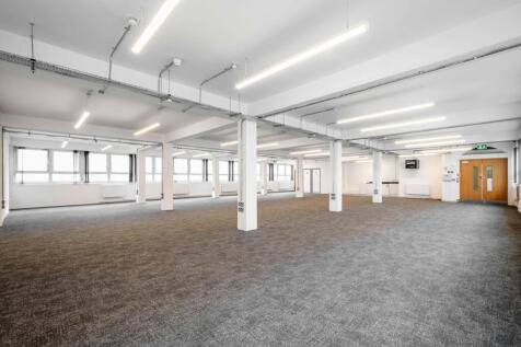 Universal House 301E  Low Res 5.jpg