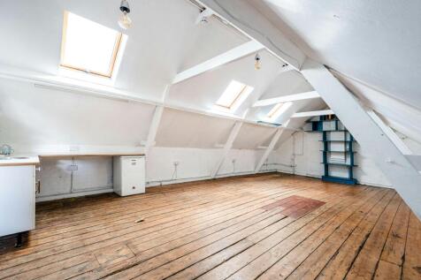 Mile End Rd 88 Unit 5  Low Res 10.jpg