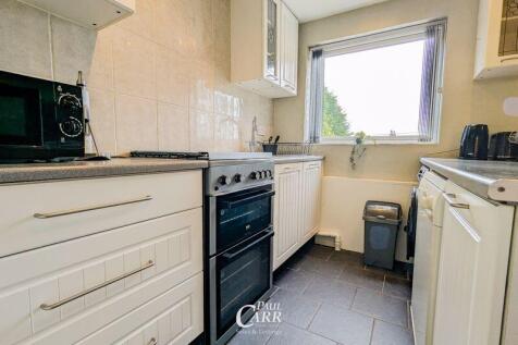 Open Plan Kitchen-Living Area