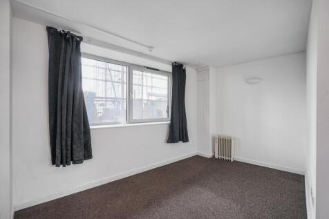 20251027043324 DSC07311 MBFga T202510270832.jpg