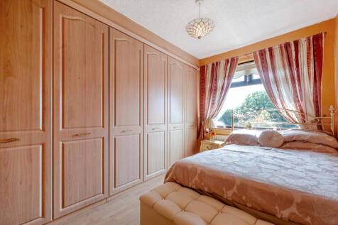 1305318-19-6842f3ffb79b8