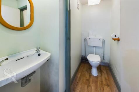 Shop WC