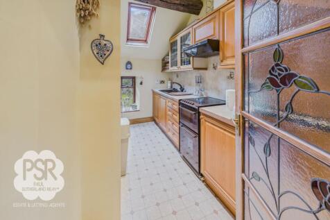 Upper Kitchenette