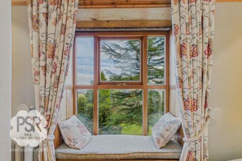 Bedroom Five Window Seat
