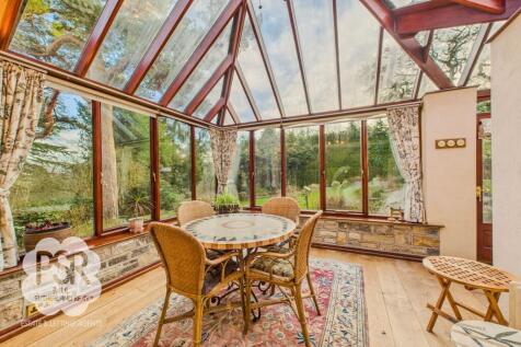 Beautiful Oak Victorian Conservatory