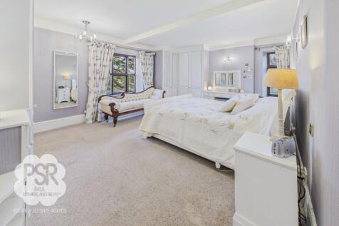 Principal Suite Bedroom