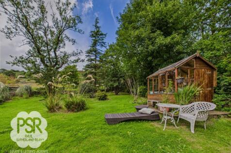 Rear Garden - Seating Area and Greenhouse Potting Shed