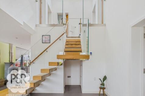 Open-Backed Floating Hardwood Stairs